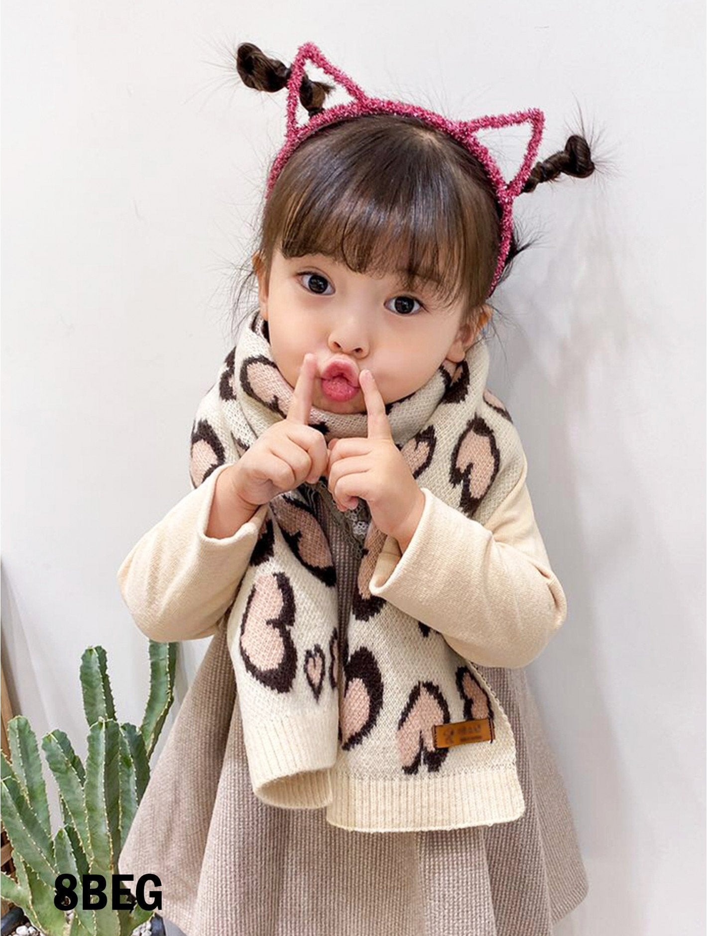 Heart Pocket Skinny Scarf main image 1