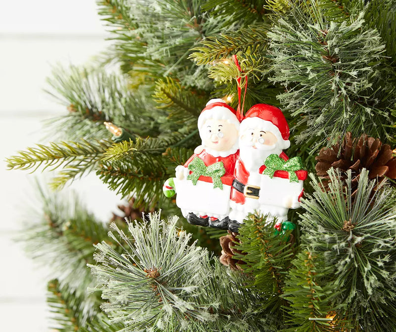 Write-A-Name Ornament-SANTA AND MRS.CLAUS