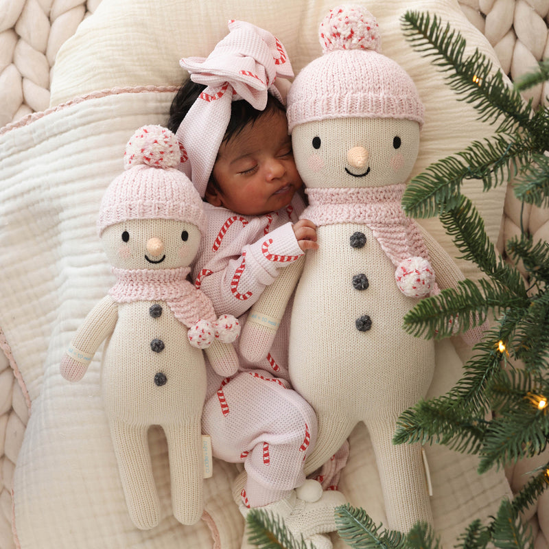 Holly the snowman , Gives 10 Meals - cuddle+kind