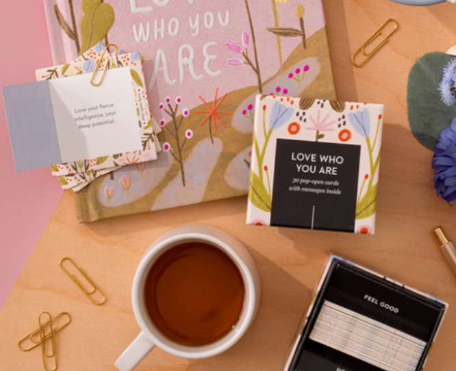 Love Who You Are ThoughtFulls: 30 Pop-Open Cards with Messages Inside