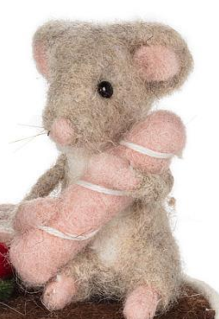 Mouse with Iced Cake Slice