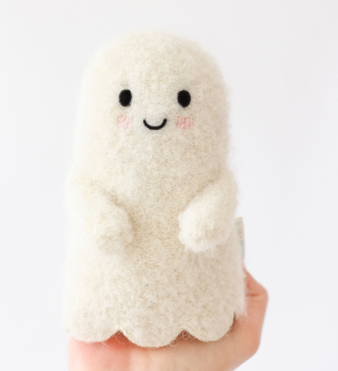 Baby ghost (ivory) , Gives 5 Meals - cuddle+kind
