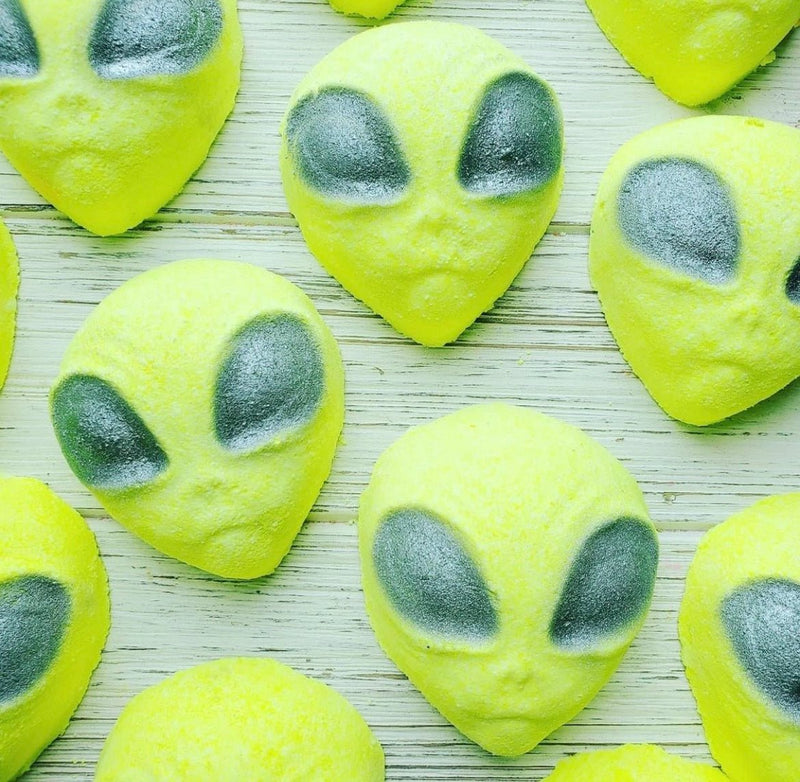 Alien Bath Bomb - Lemon And Lavender Toronto