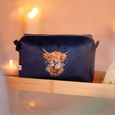 Daisy Coo' Highland Cow Embroidered Toiletry Bag