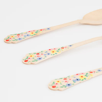 Elegant Floral Wooden Cutlery | Meri Meri