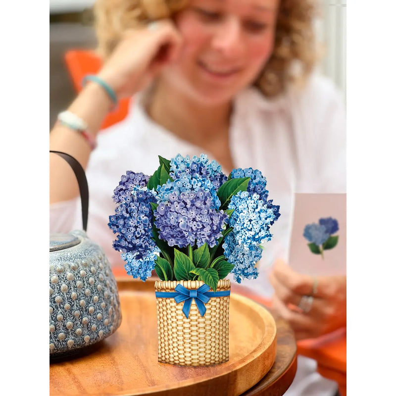 Mini Nantucket Hydrangea Pop - up Greeting Card - Lemon And Lavender Toronto