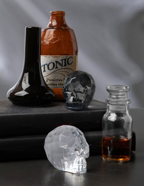 Skull Figurine - Lemon And Lavender Toronto