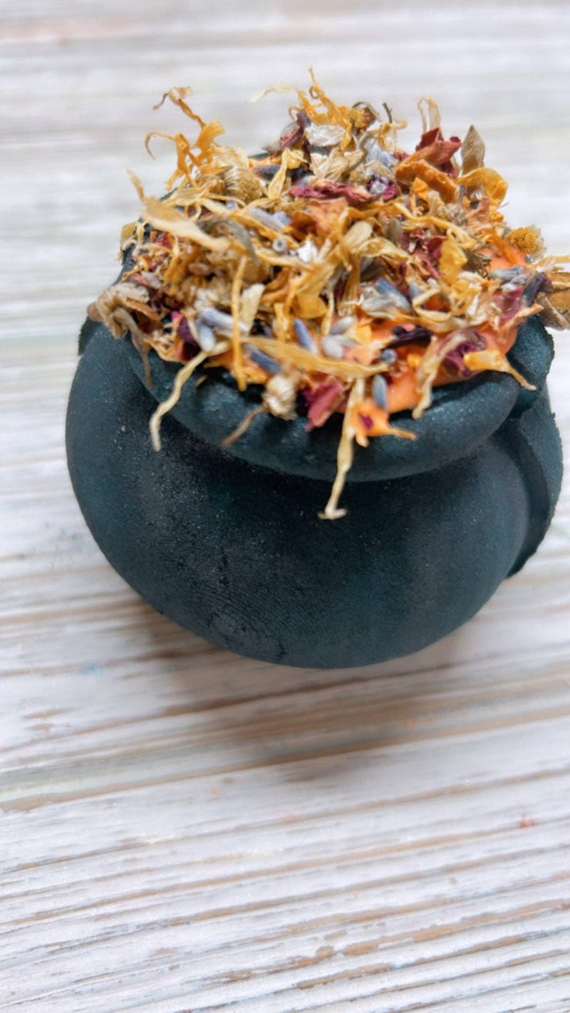 Witches Cauldron Bath Bomb - Handmade in Canada - Lemon And Lavender Toronto