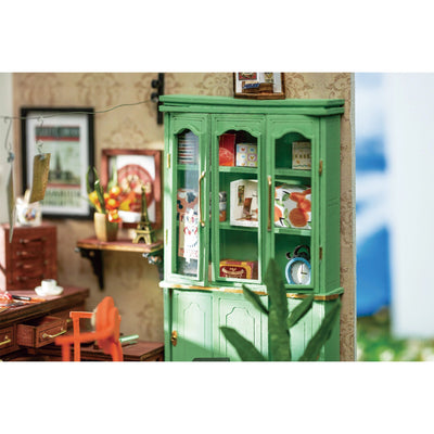 DIY Miniature House Kit: Jimmy's Studio - Lemon And Lavender Toronto