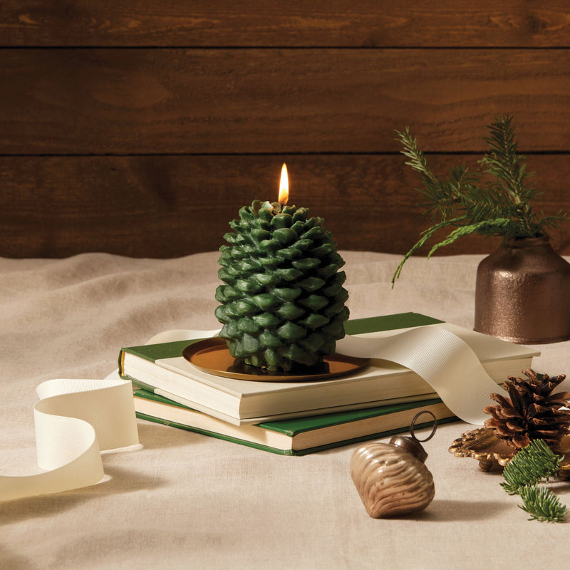 Frasier Fir Petite Molded Pinecone Candle - Lemon And Lavender Toronto