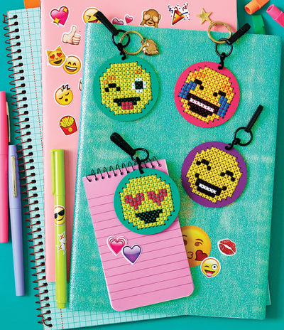 KLUTZ - BFF Backpack Charms - Lemon And Lavender Toronto