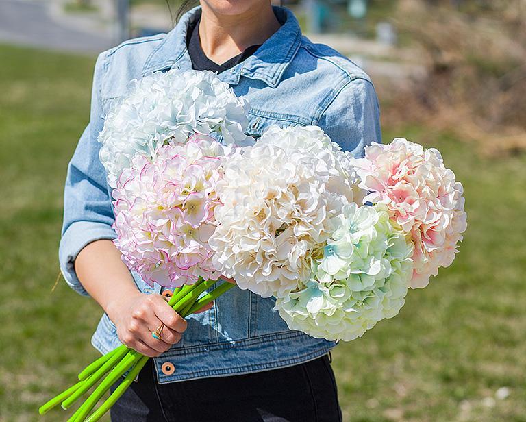 Large Hydrangea Stem - Lemon And Lavender Toronto