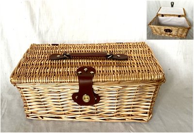 Picnic basket with Lid - Lemon And Lavender Toronto