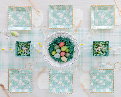 Scattered Bunny Scallop Paper Plates 🐰 - Lemon And Lavender Toronto