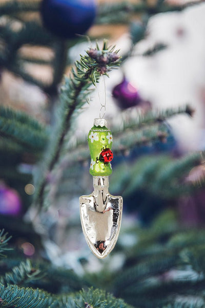 Trowel with Ladybug Ornament - Lemon And Lavender Toronto